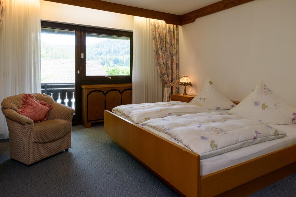 Hotel Schwarzwaldschaefer Enzklösterle Εξωτερικό φωτογραφία