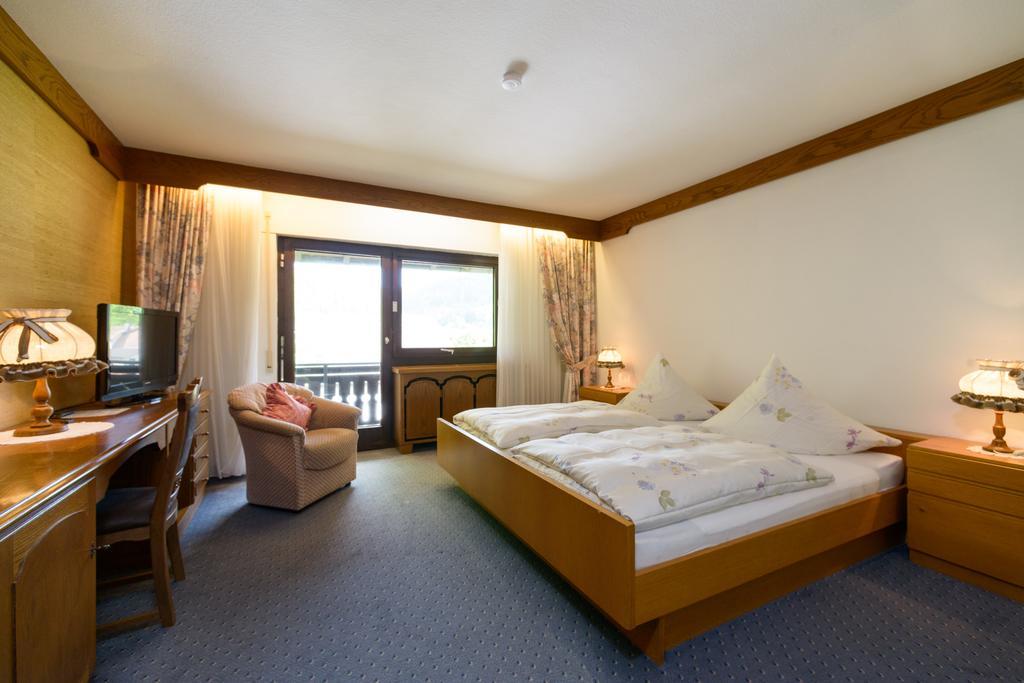 Hotel Schwarzwaldschaefer Enzklösterle Εξωτερικό φωτογραφία