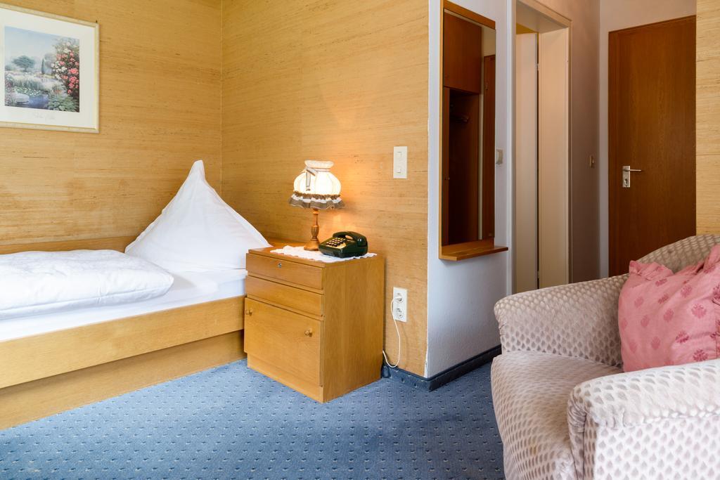 Hotel Schwarzwaldschaefer Enzklösterle Δωμάτιο φωτογραφία