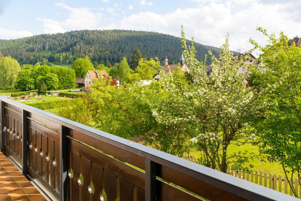 Hotel Schwarzwaldschaefer Enzklösterle Εξωτερικό φωτογραφία