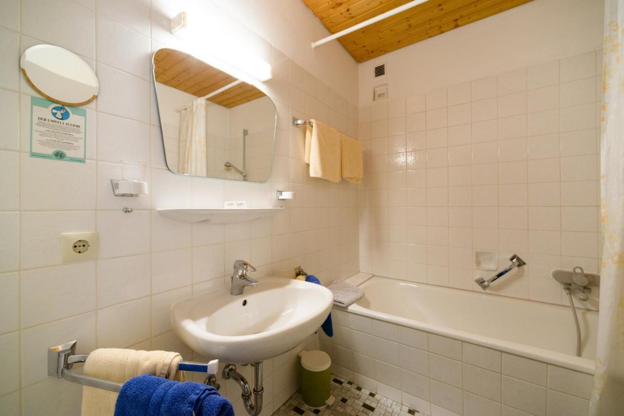 Hotel Schwarzwaldschaefer Enzklösterle Δωμάτιο φωτογραφία